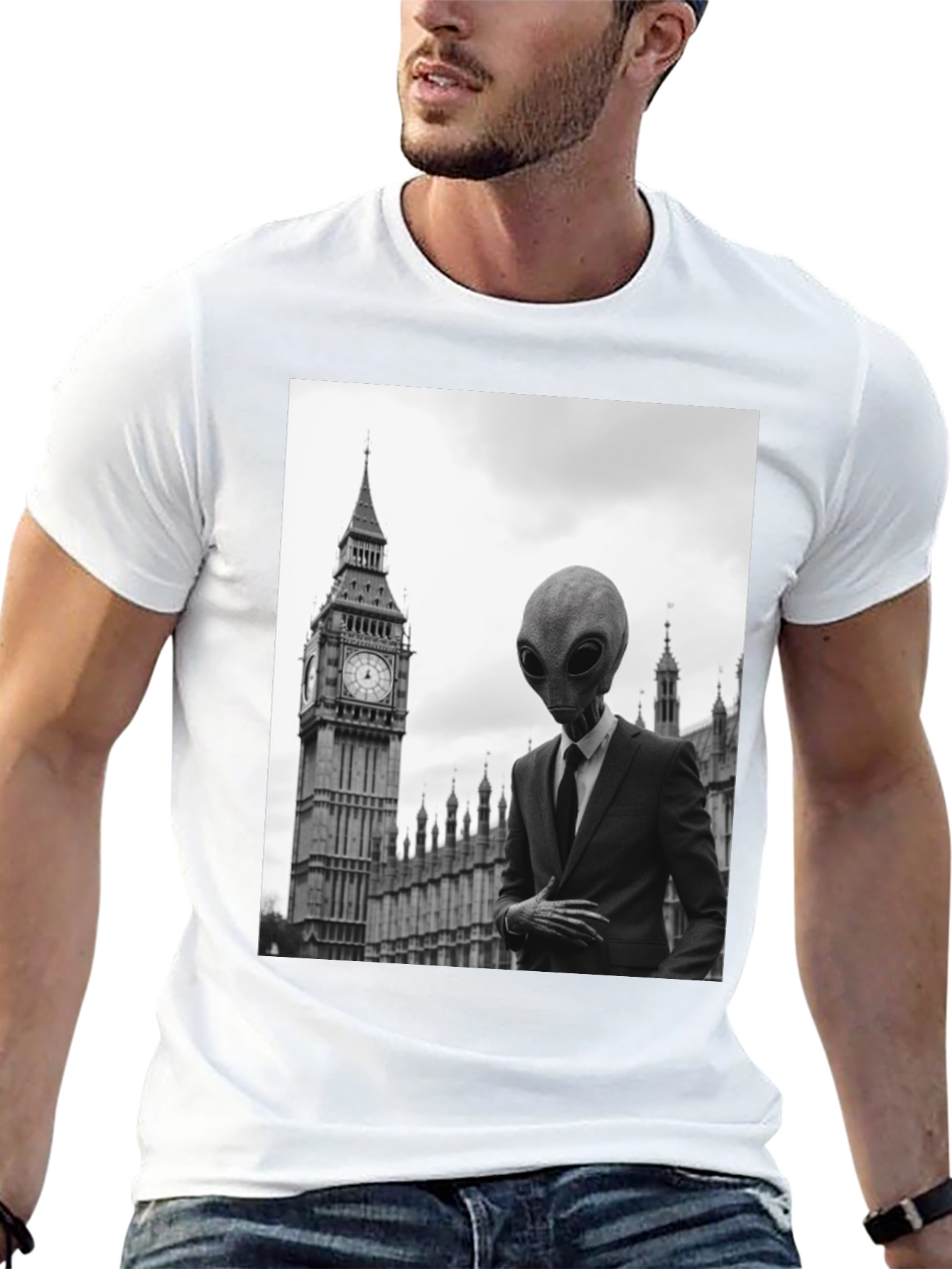 Alien in London T-Shirt - Mens Graphic Tee