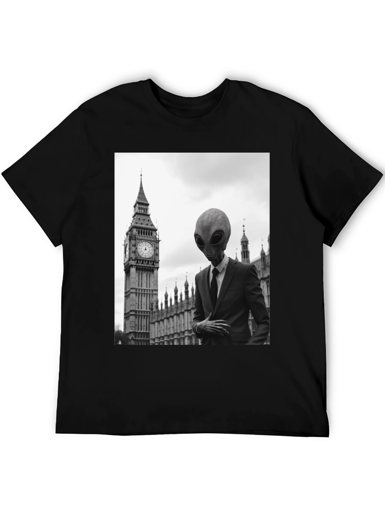 Alien in London T-Shirt - Mens Graphic Tee