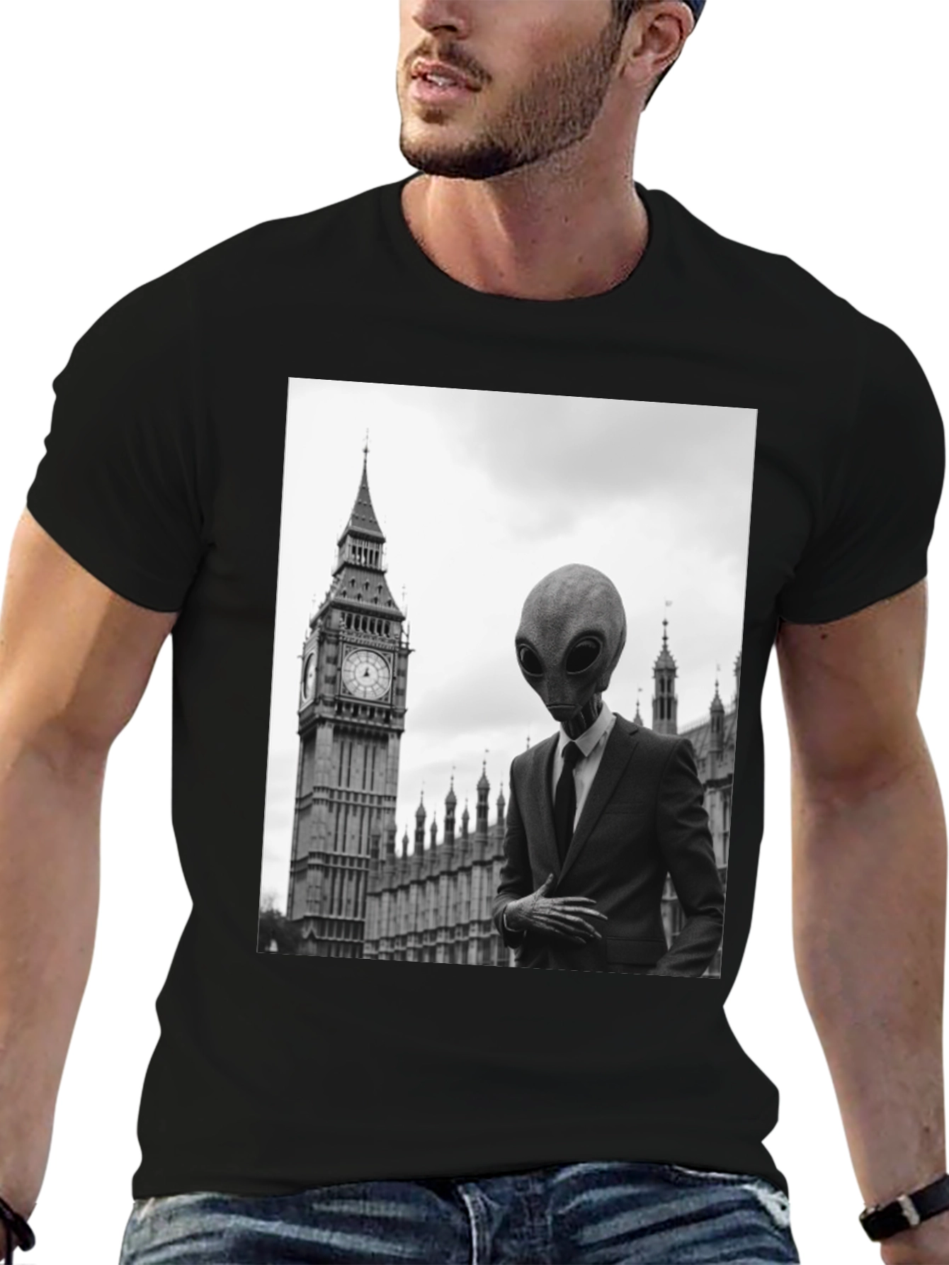 Alien in London T-Shirt - Mens Graphic Tee
