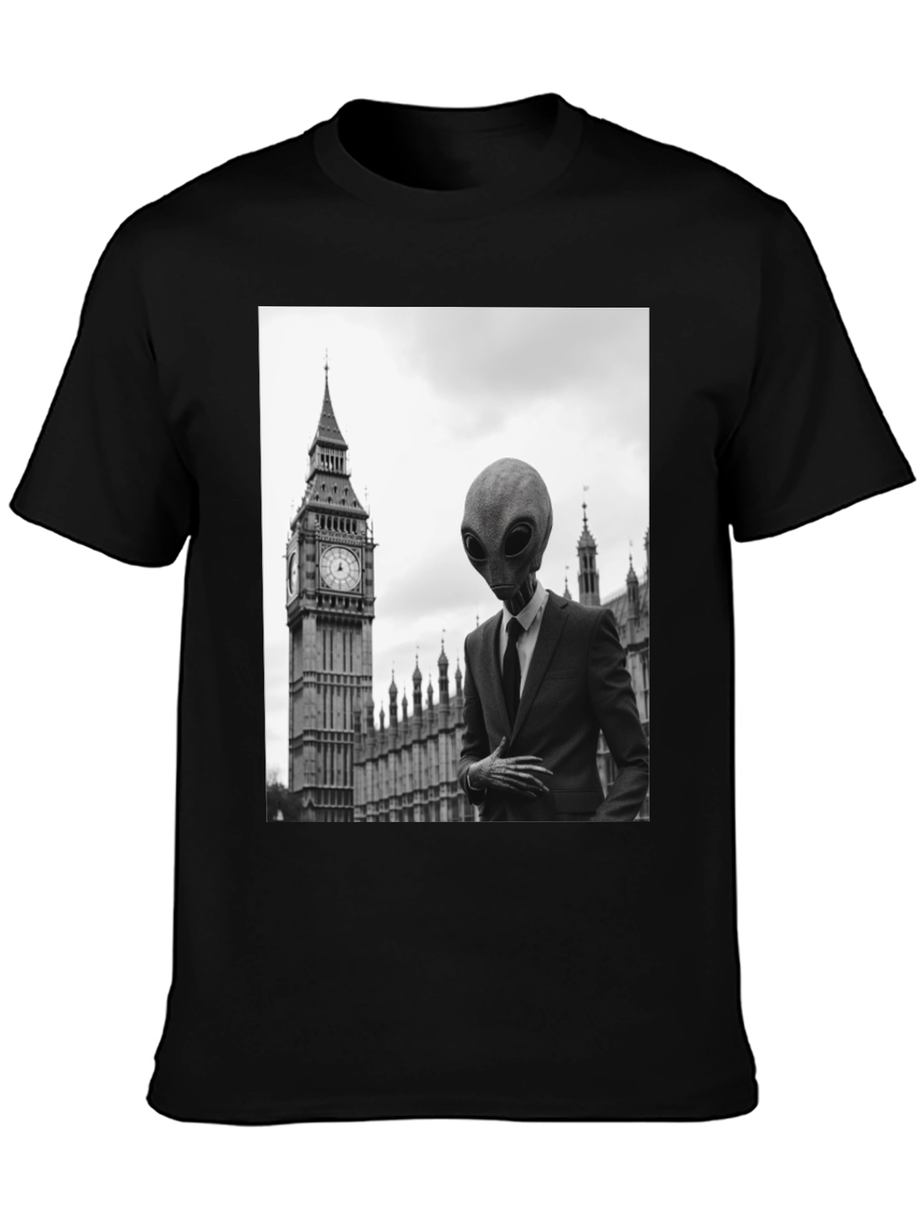 Alien in London T-Shirt - Mens Graphic Tee