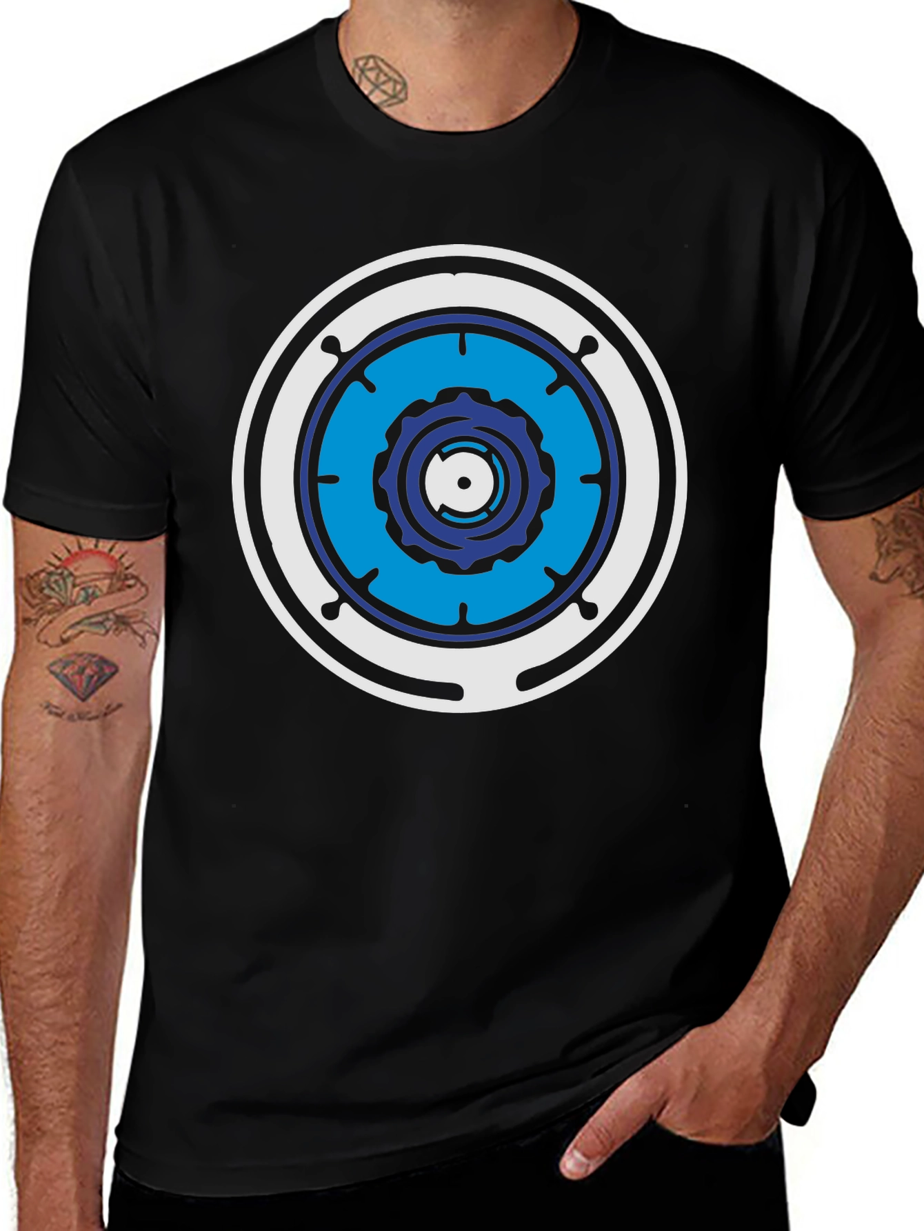 Circle Graphic T-Shirt - Casual Wear