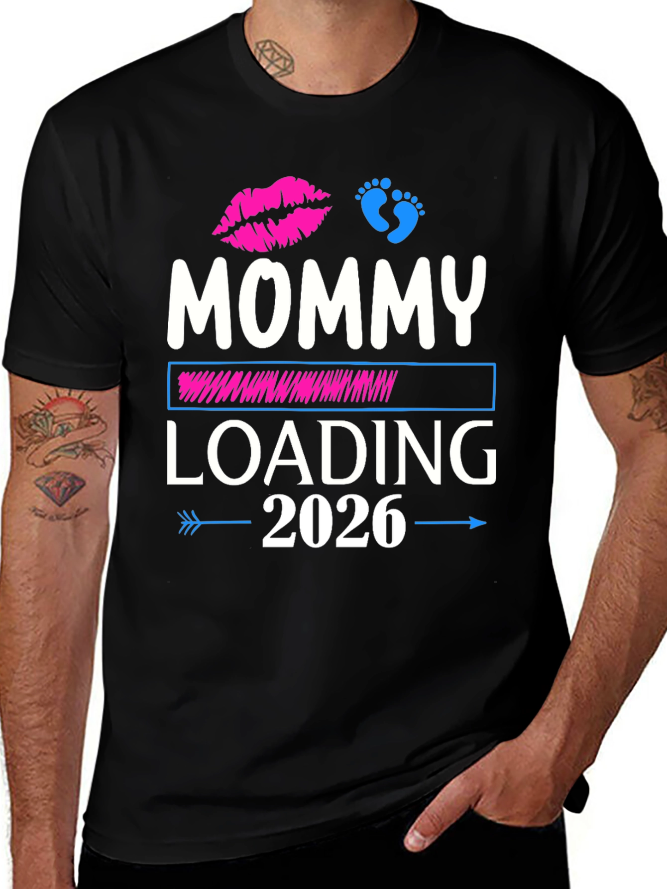 Mommy Loading 2026 T-Shirt - Pregnancy Announcement Tee