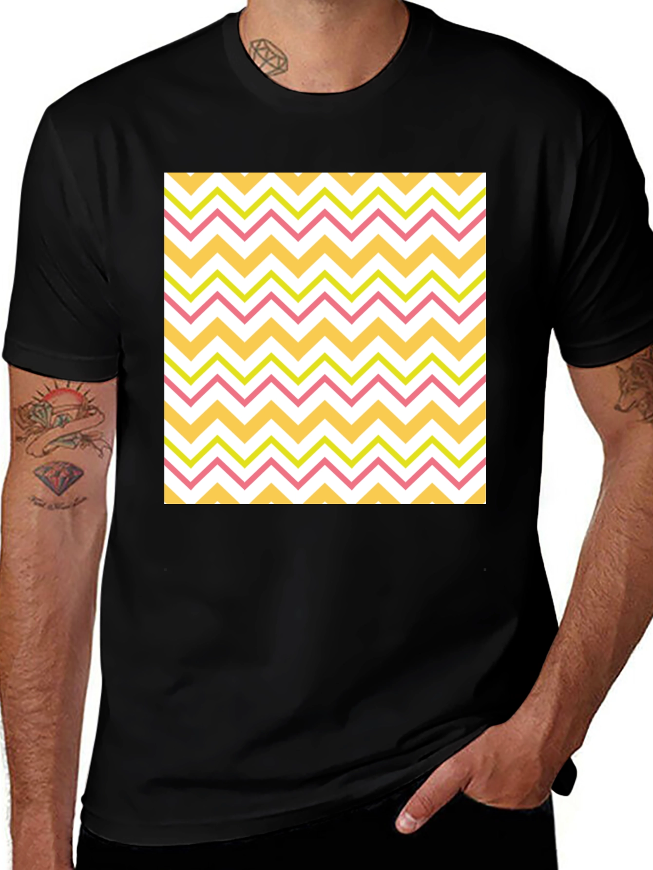 Zigzag Pattern T-Shirt - Casual Style