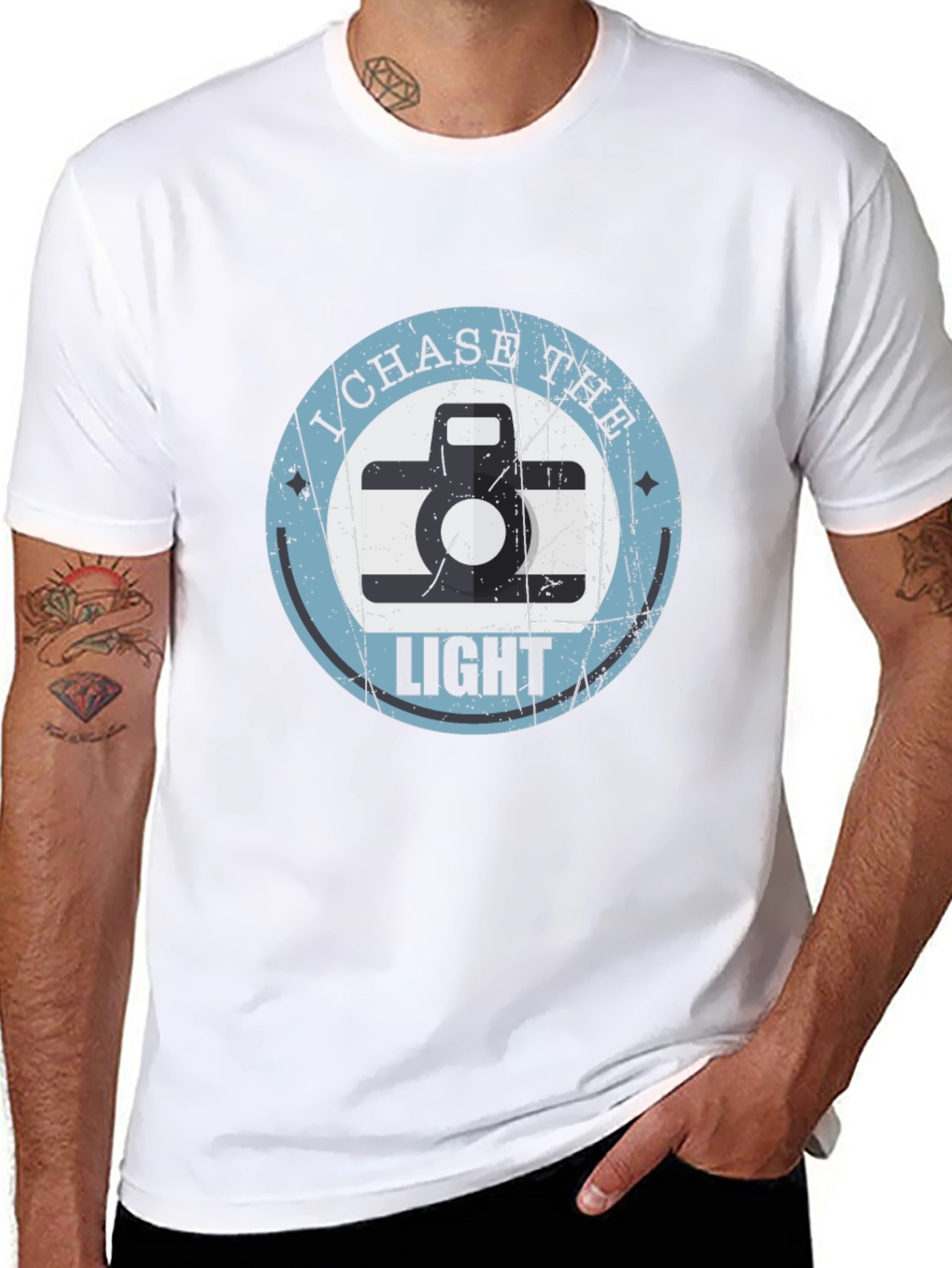 I Chase The Light Retro Camera Graphic T-Shirt