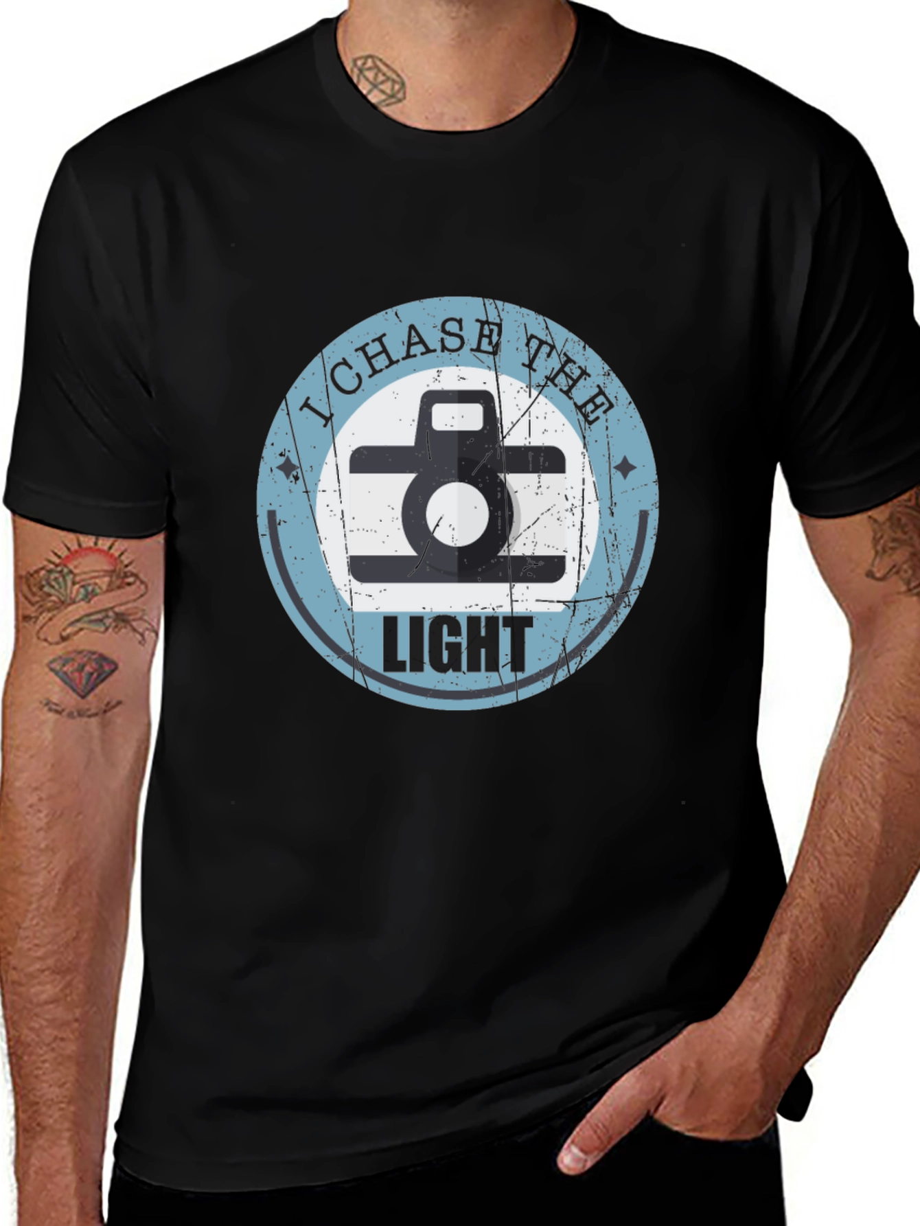 I Chase The Light Retro Camera Graphic T-Shirt