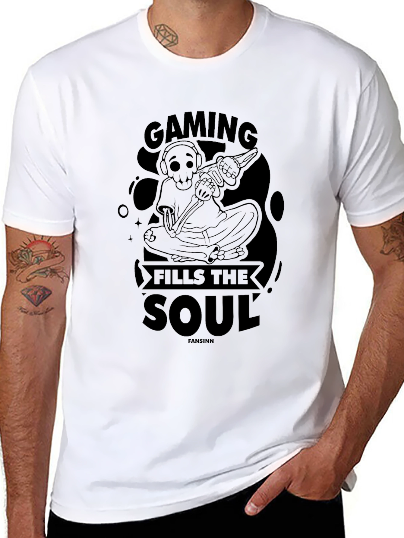Gaming Fills The Soul Black Graphic T-Shirt