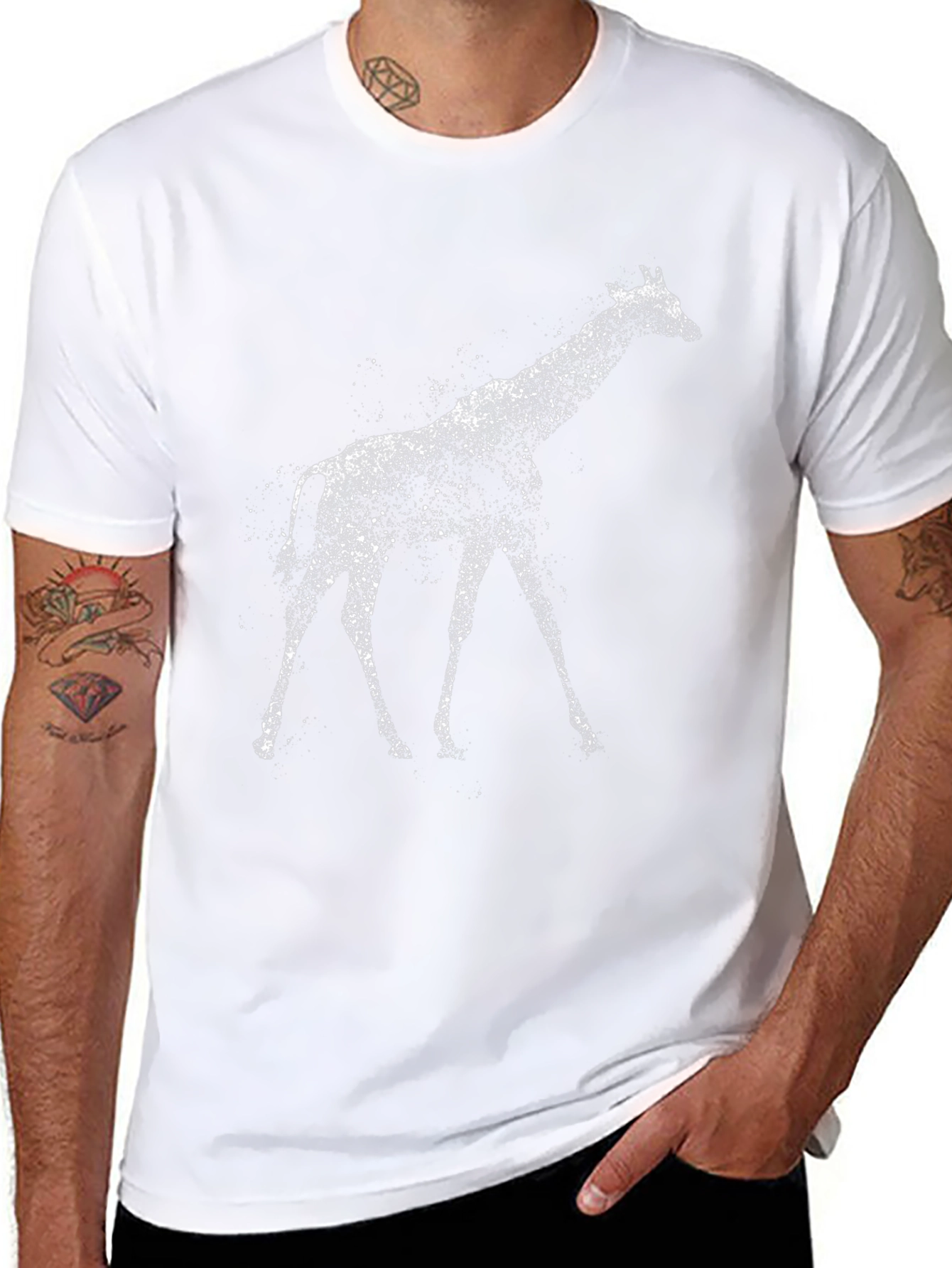 Giraffe Splatter Art Graphic Tee - Modern Black T-Shirt