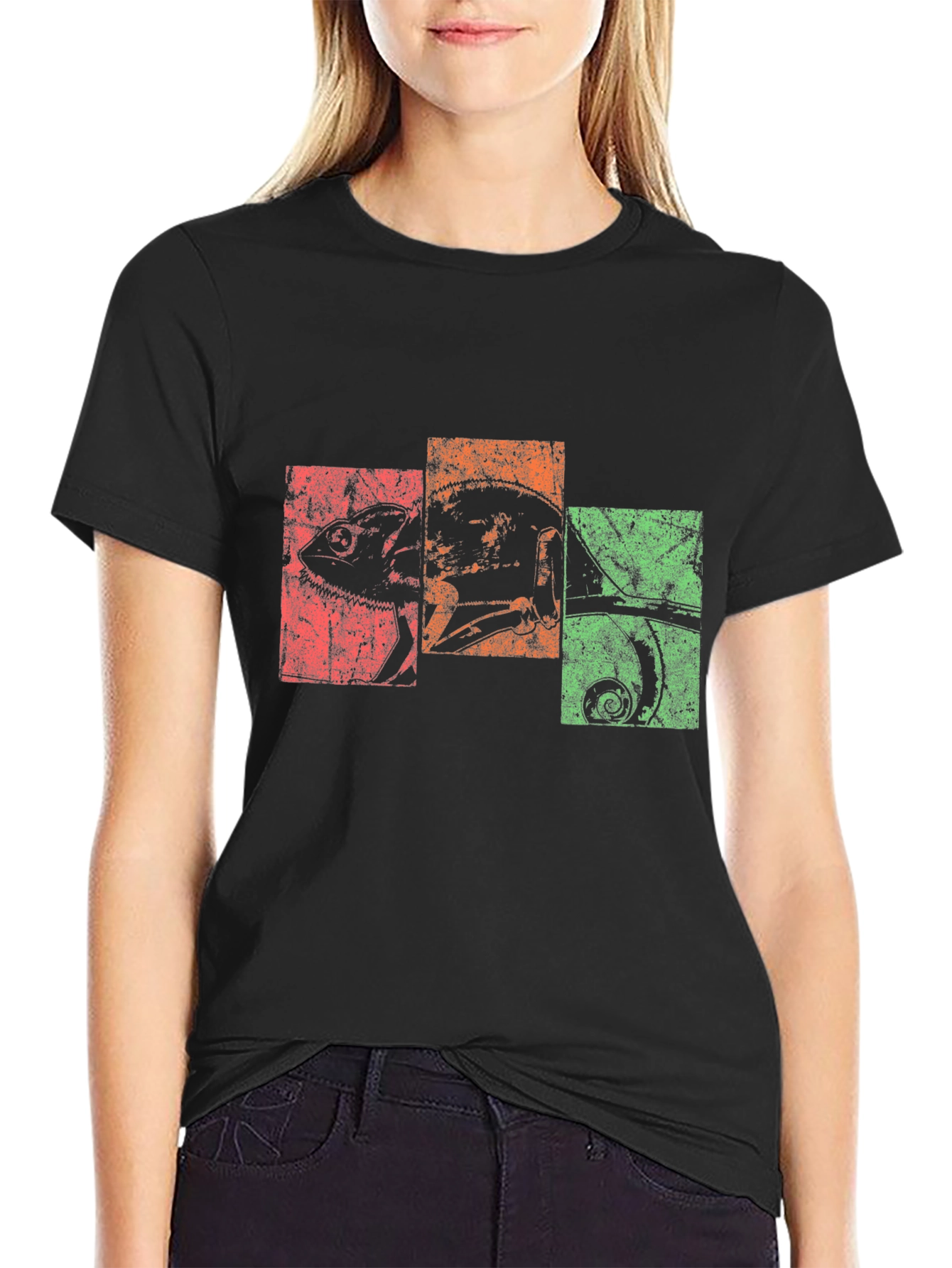Retro Chameleon Graphic Tee - Black