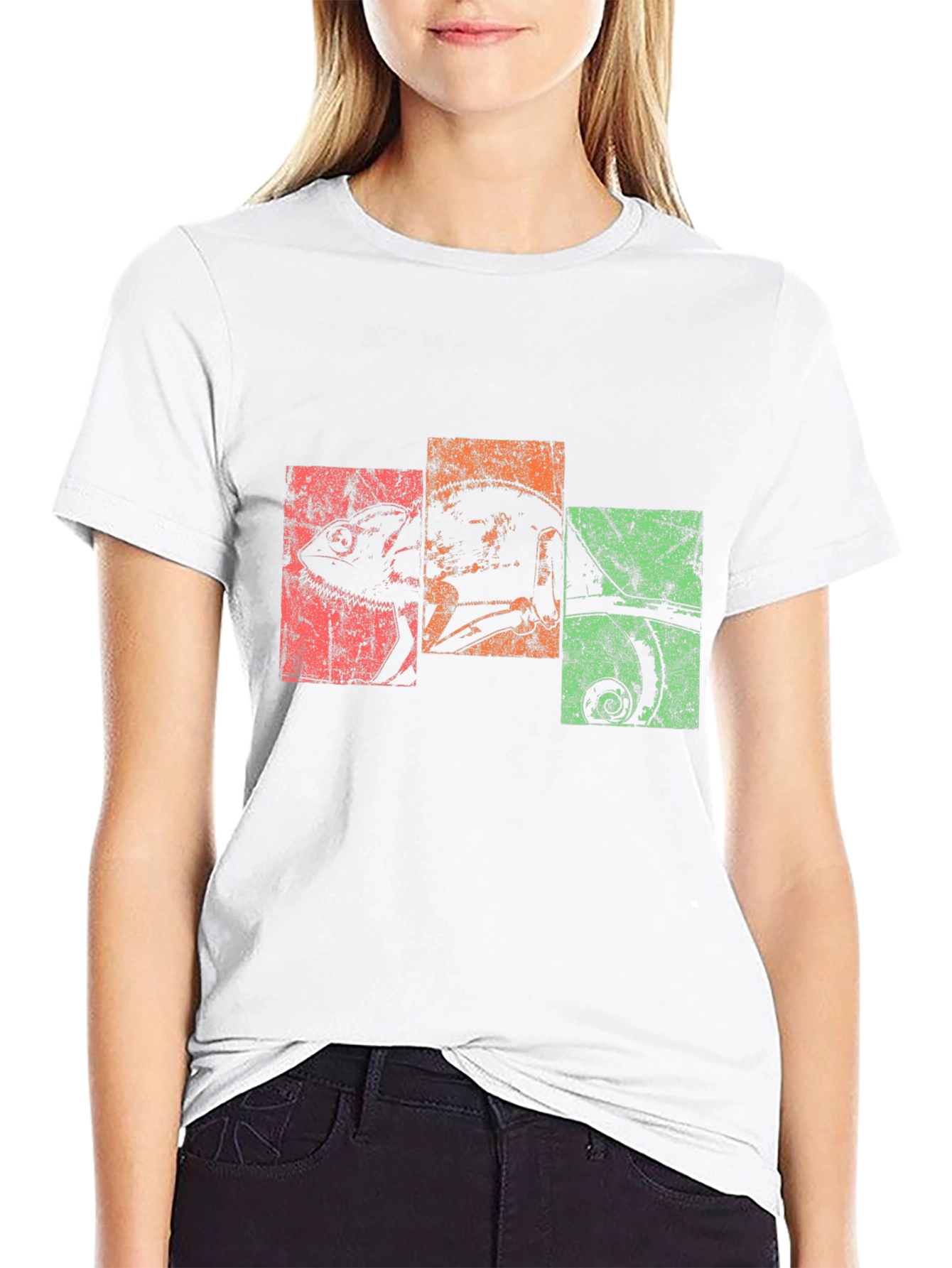 Retro Chameleon Graphic Tee - Black