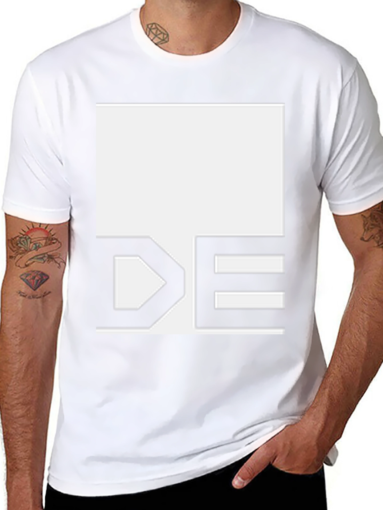 Bold Graphic Tee - DE Lettering Modern Style