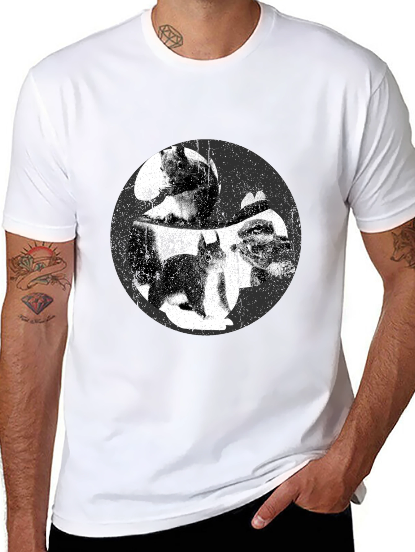 Squirrel Yin Yang Graphic T-Shirt - Black