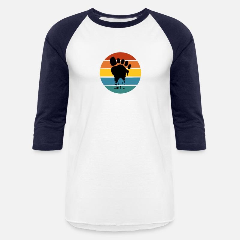 Just A Girl Who Loves Bigfoot Hide And Seek Retro