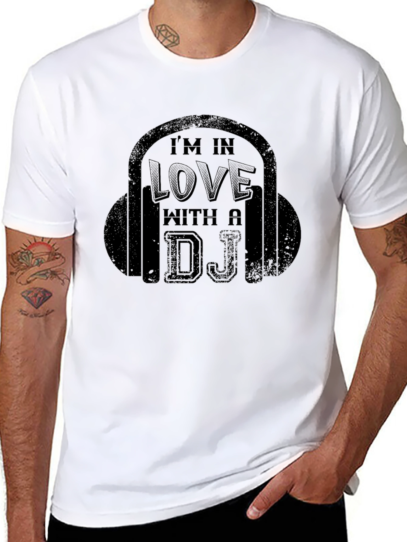 Im In Love With a DJ - Graphic Tee