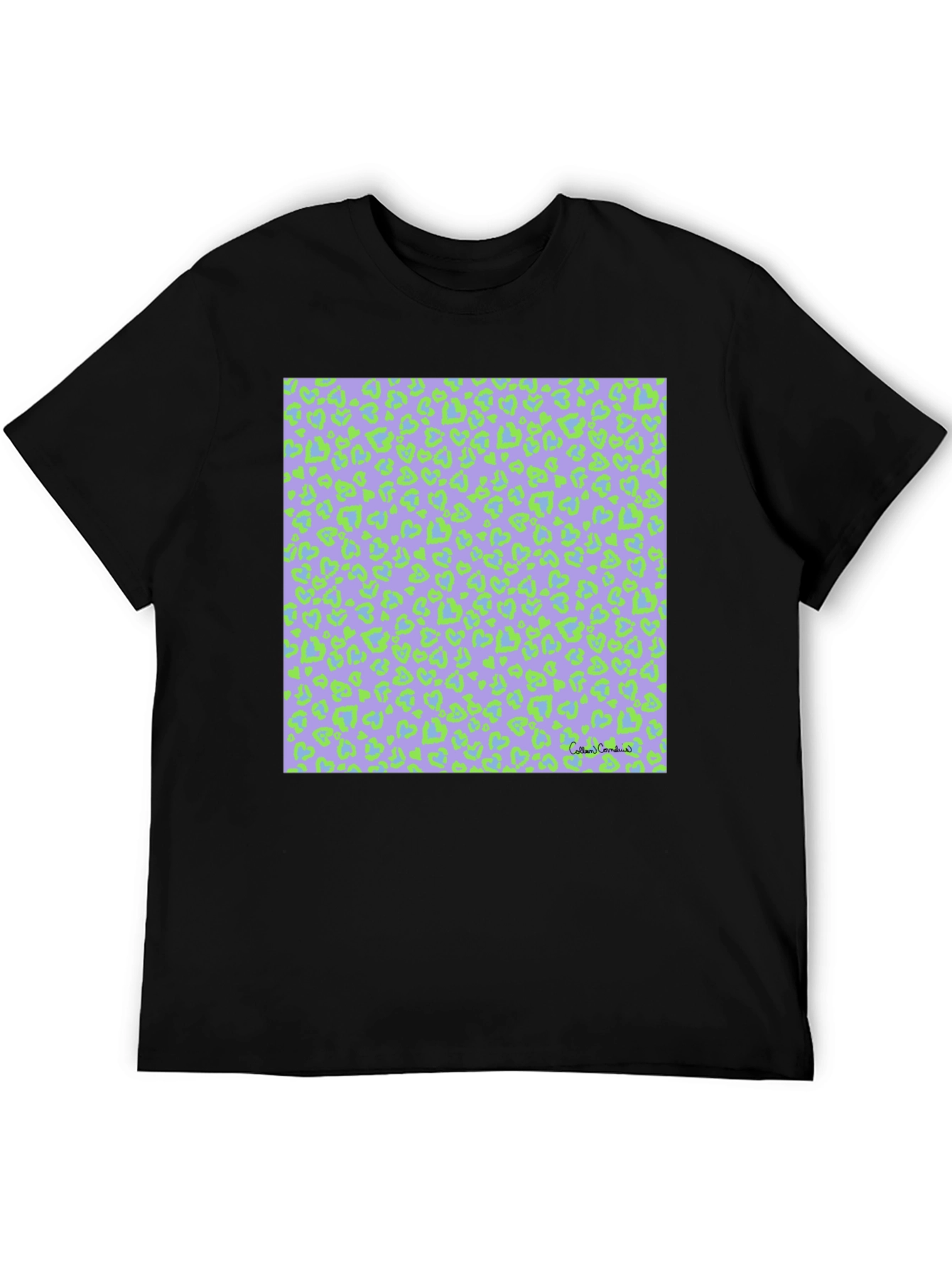 Heart Pattern T-Shirt - Trendy Graphic Tee