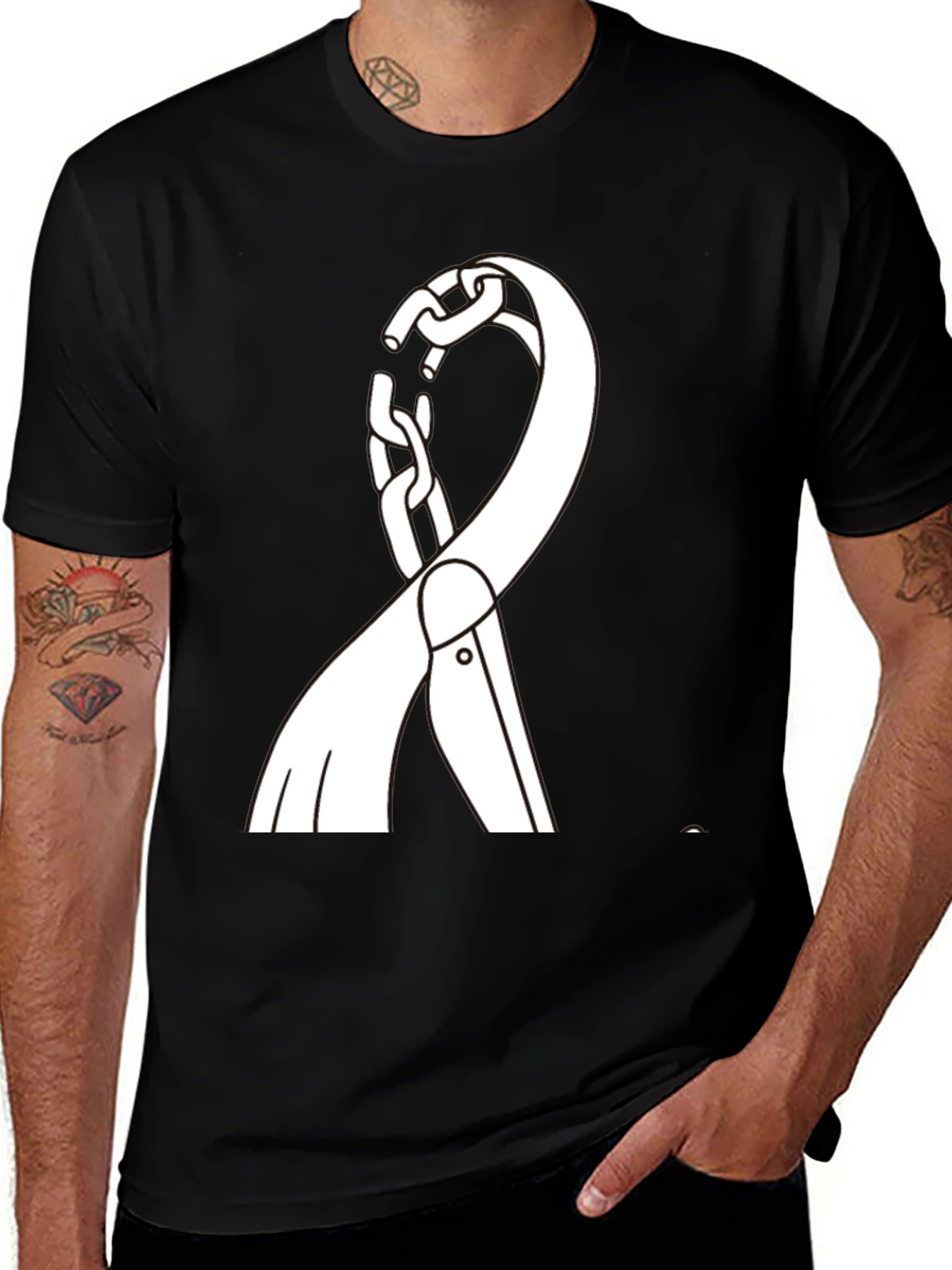 Freedom Chain Ribbon Graphic Tee - Black
