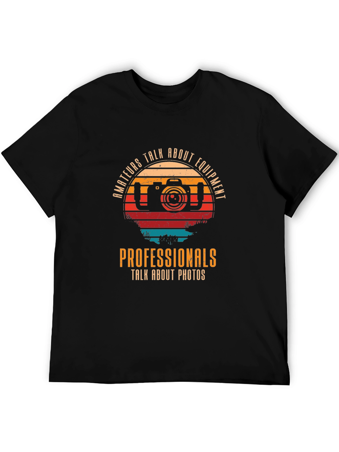 Photographer T-Shirt - Amateurs vs. Professionals