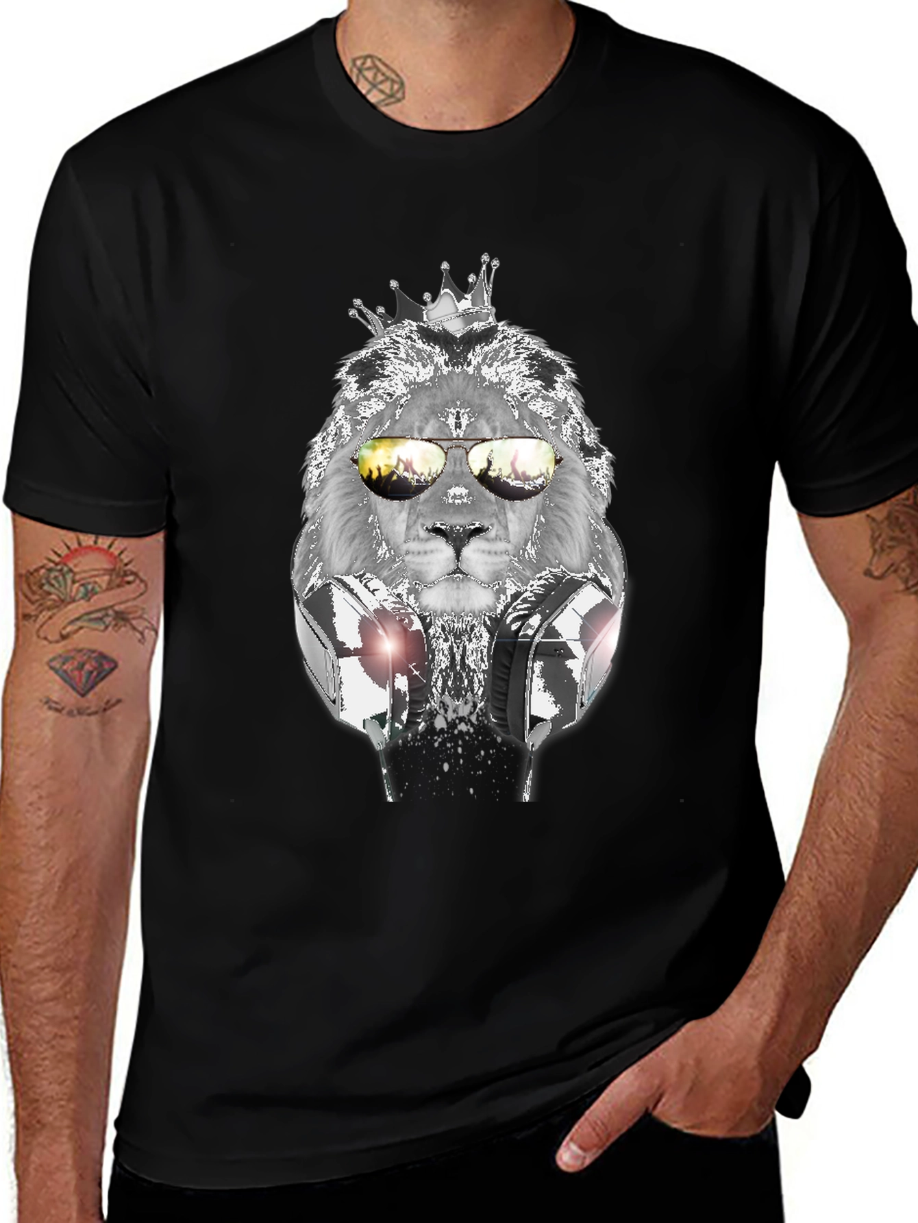 Cool Lion King Graphic T-Shirt